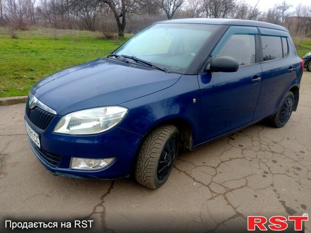 Синій Шкода Фабія, об'ємом двигуна 1.2 л та пробігом 21400 тис. км за 4000 $, фото 1 на Automoto.ua