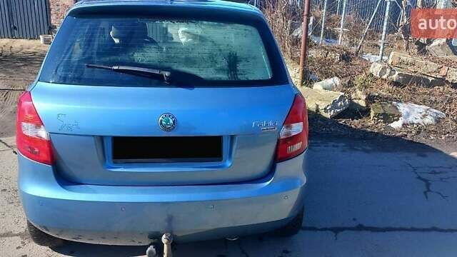Синій Шкода Фабія, об'ємом двигуна 1.2 л та пробігом 299 тис. км за 2500 $, фото 1 на Automoto.ua