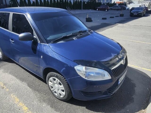 Синій Шкода Фабія, об'ємом двигуна 1.6 л та пробігом 232 тис. км за 5950 $, фото 1 на Automoto.ua