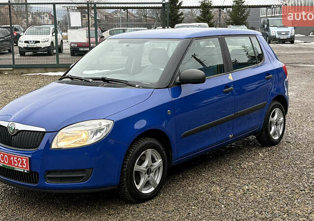 Синий Шкода Фабия, объемом двигателя 1.2 л и пробегом 140 тыс. км за 4750 $, фото 1 на Automoto.ua