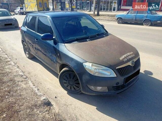 Синій Шкода Фабія, об'ємом двигуна 1.2 л та пробігом 189 тис. км за 2700 $, фото 1 на Automoto.ua