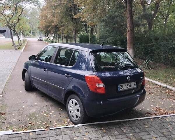 Синий Шкода Фабия, объемом двигателя 1.2 л и пробегом 240 тыс. км за 4150 $, фото 1 на Automoto.ua