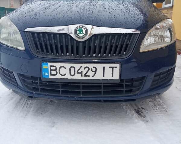 Синий Шкода Фабия, объемом двигателя 1.6 л и пробегом 164 тыс. км за 5550 $, фото 1 на Automoto.ua