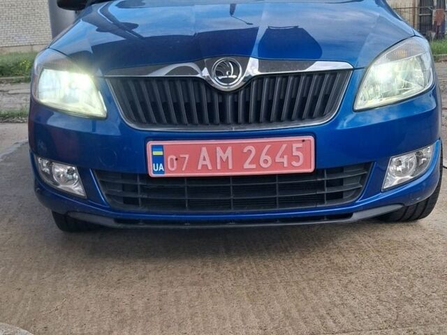 Синій Шкода Фабія, об'ємом двигуна 1.2 л та пробігом 38 тис. км за 8578 $, фото 1 на Automoto.ua
