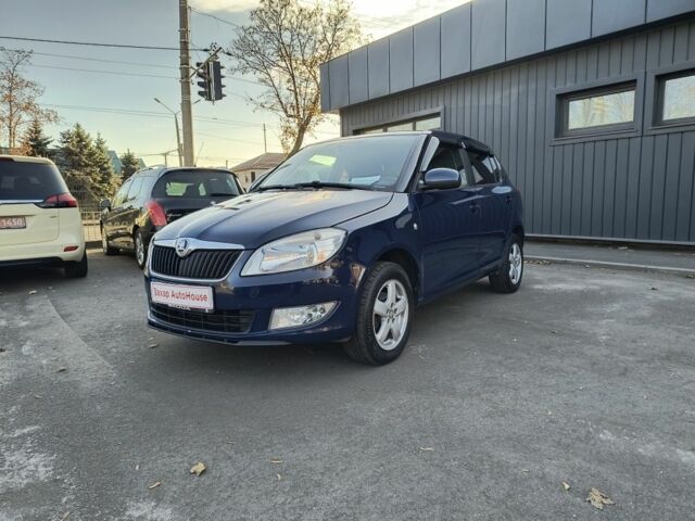 Синий Шкода Фабия, объемом двигателя 1.6 л и пробегом 185 тыс. км за 6900 $, фото 1 на Automoto.ua
