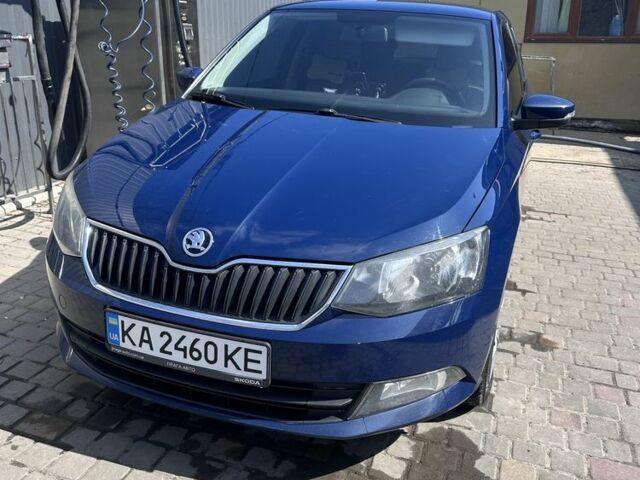 Синий Шкода Фабия, объемом двигателя 1.2 л и пробегом 185 тыс. км за 7300 $, фото 1 на Automoto.ua