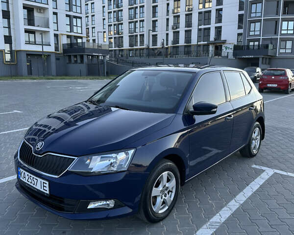 Синій Шкода Фабія, об'ємом двигуна 1.2 л та пробігом 228 тис. км за 7900 $, фото 1 на Automoto.ua