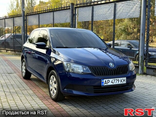Синій Шкода Фабія, об'ємом двигуна 1 л та пробігом 160 тис. км за 6500 $, фото 1 на Automoto.ua