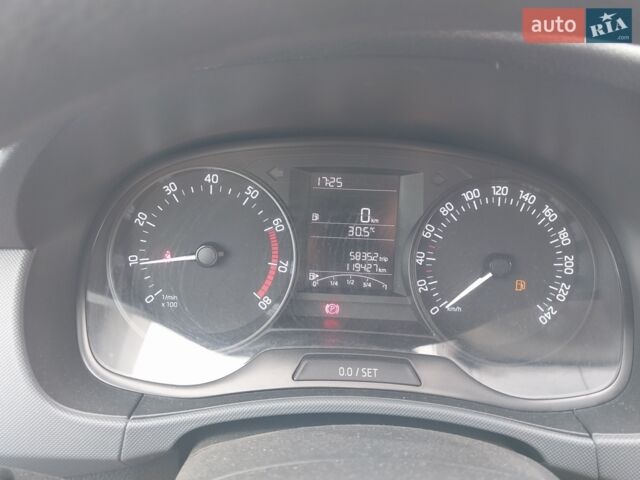 Синій Шкода Фабія, об'ємом двигуна 1 л та пробігом 120 тис. км за 7850 $, фото 1 на Automoto.ua