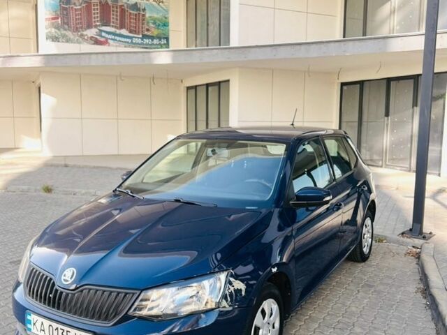 Синий Шкода Фабия, объемом двигателя 1 л и пробегом 230 тыс. км за 6300 $, фото 1 на Automoto.ua