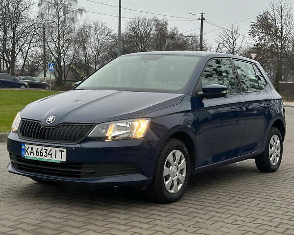Синий Шкода Фабия, объемом двигателя 1 л и пробегом 128 тыс. км за 6999 $, фото 1 на Automoto.ua