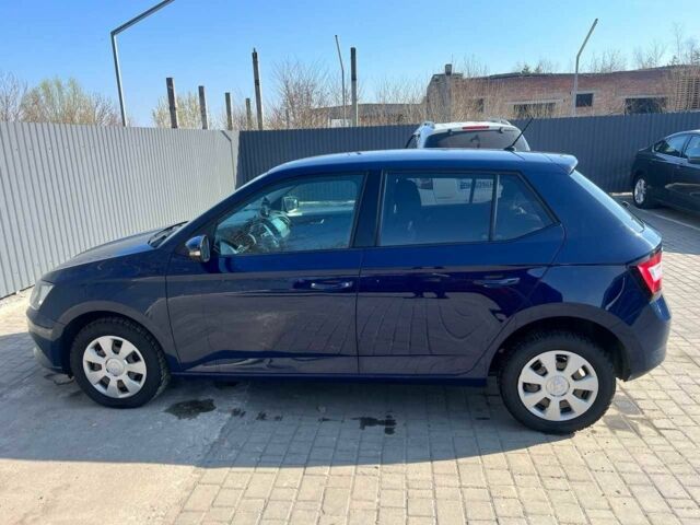 Синій Шкода Фабія, об'ємом двигуна 1 л та пробігом 270 тис. км за 6500 $, фото 1 на Automoto.ua