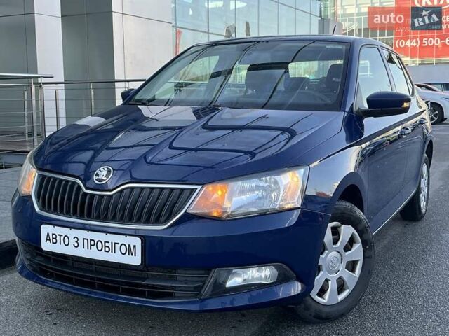 Шкода Фабия 2018 в Киеве на Automoto.ua Синий Шкода Фабия, объемом двигателя 1 л и пробегом 188 тыс. км за 6305 $, фото 1 на Automoto.ua