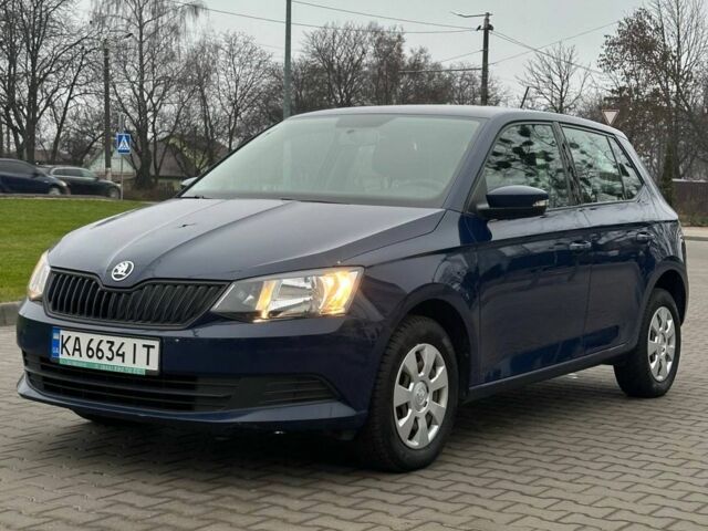 Синий Шкода Фабия, объемом двигателя 1 л и пробегом 128 тыс. км за 7000 $, фото 1 на Automoto.ua