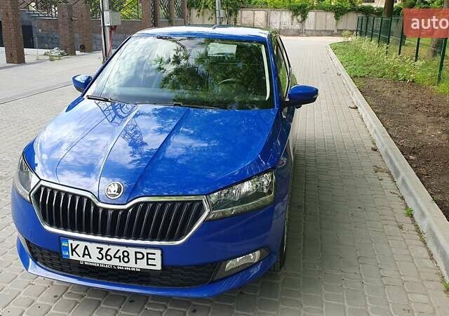 Синий Шкода Фабия, объемом двигателя 1 л и пробегом 96 тыс. км за 9450 $, фото 1 на Automoto.ua