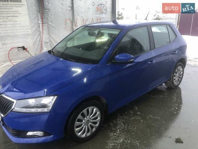 Синій Шкода Фабія, об'ємом двигуна 1 л та пробігом 62 тис. км за 8700 $, фото 1 на Automoto.ua