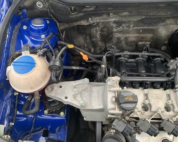 Синій Шкода Фабія, об'ємом двигуна 1.2 л та пробігом 80 тис. км за 3800 $, фото 1 на Automoto.ua