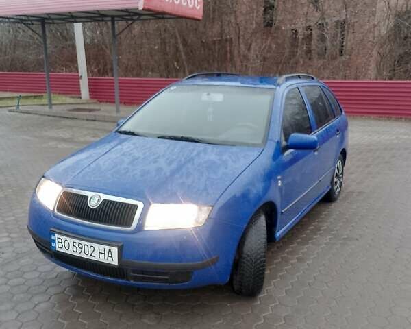 Синій Шкода Фабія, об'ємом двигуна 1.4 л та пробігом 293 тис. км за 3750 $, фото 1 на Automoto.ua