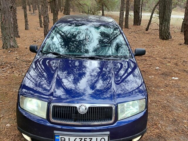 Синий Шкода Фабия, объемом двигателя 1.4 л и пробегом 380 тыс. км за 3500 $, фото 1 на Automoto.ua