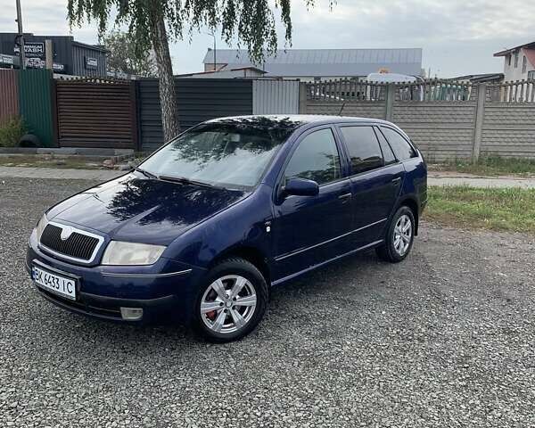 Синій Шкода Фабія, об'ємом двигуна 1.39 л та пробігом 288 тис. км за 3000 $, фото 1 на Automoto.ua