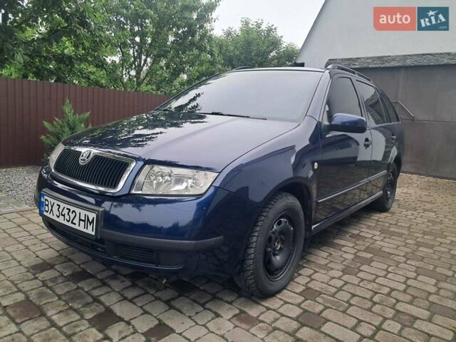 Синий Шкода Фабия, объемом двигателя 1.39 л и пробегом 228 тыс. км за 4100 $, фото 1 на Automoto.ua