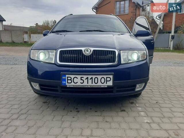 Синий Шкода Фабия, объемом двигателя 1.39 л и пробегом 227 тыс. км за 4600 $, фото 1 на Automoto.ua