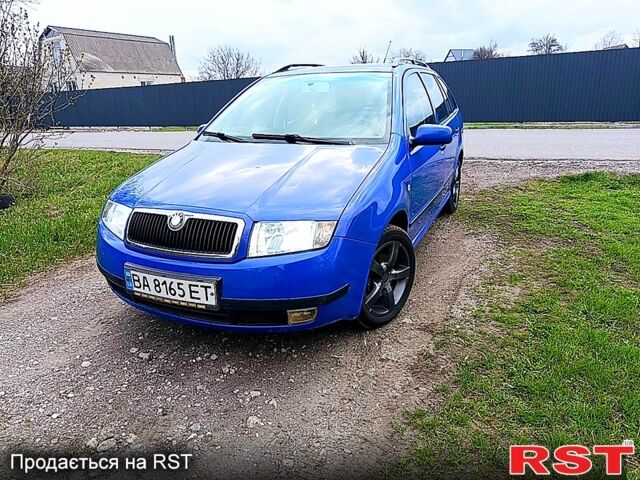 Синий Шкода Фабия, объемом двигателя 1.4 л и пробегом 199 тыс. км за 4550 $, фото 1 на Automoto.ua
