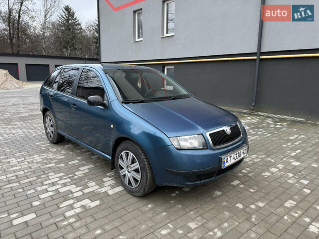 Синій Шкода Фабія, об'ємом двигуна 1.39 л та пробігом 222 тис. км за 2999 $, фото 1 на Automoto.ua