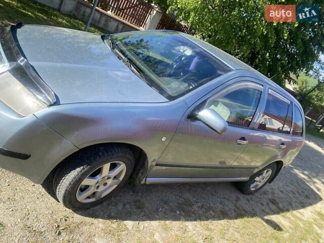 Синій Шкода Фабія, об'ємом двигуна 1.4 л та пробігом 226 тис. км за 2750 $, фото 1 на Automoto.ua