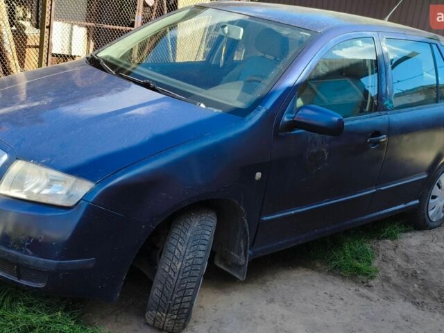 Синий Шкода Фабия, объемом двигателя 1.39 л и пробегом 247 тыс. км за 2050 $, фото 1 на Automoto.ua
