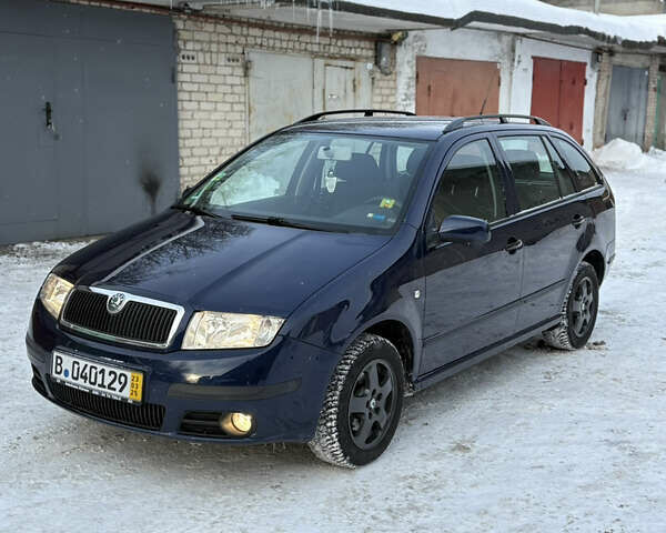 Синій Шкода Фабія, об'ємом двигуна 1.39 л та пробігом 131 тис. км за 4998 $, фото 1 на Automoto.ua