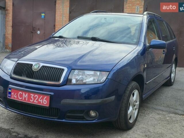 Синій Шкода Фабія, об'ємом двигуна 1.4 л та пробігом 231 тис. км за 5400 $, фото 1 на Automoto.ua