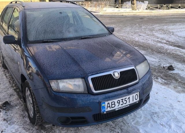Синій Шкода Фабія, об'ємом двигуна 1.4 л та пробігом 183 тис. км за 5100 $, фото 1 на Automoto.ua