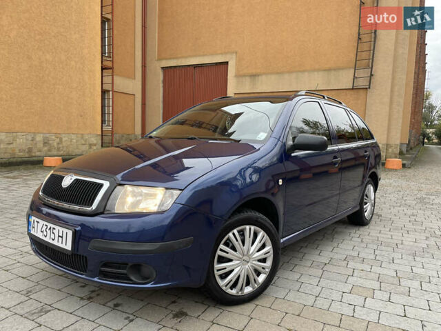 Синій Шкода Фабія, об'ємом двигуна 1.39 л та пробігом 225 тис. км за 4199 $, фото 1 на Automoto.ua