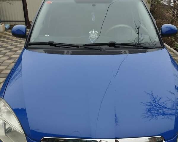 Синий Шкода Фабия, объемом двигателя 1.6 л и пробегом 177 тыс. км за 7500 $, фото 1 на Automoto.ua