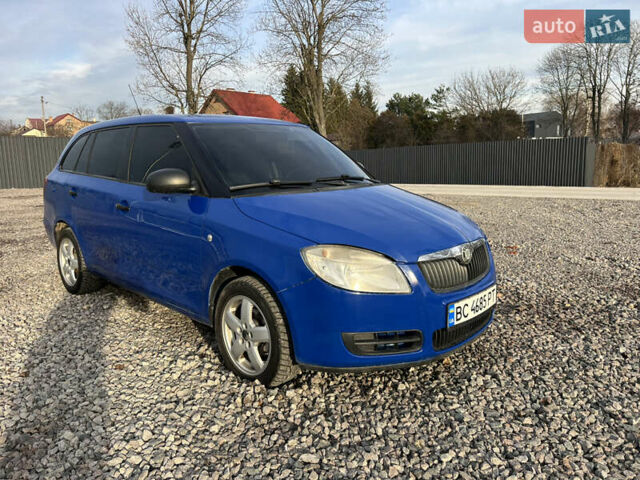 Синій Шкода Фабія, об'ємом двигуна 1.4 л та пробігом 280 тис. км за 4400 $, фото 1 на Automoto.ua