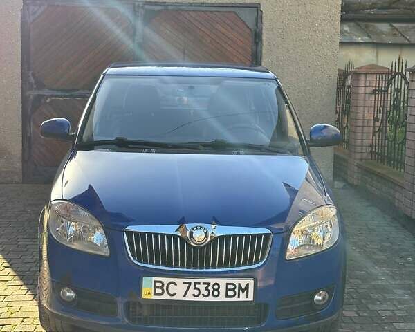 Синій Шкода Фабія, об'ємом двигуна 1.4 л та пробігом 190 тис. км за 5500 $, фото 1 на Automoto.ua