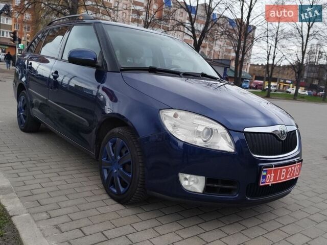 Синий Шкода Фабия, объемом двигателя 1.4 л и пробегом 238 тыс. км за 5300 $, фото 1 на Automoto.ua