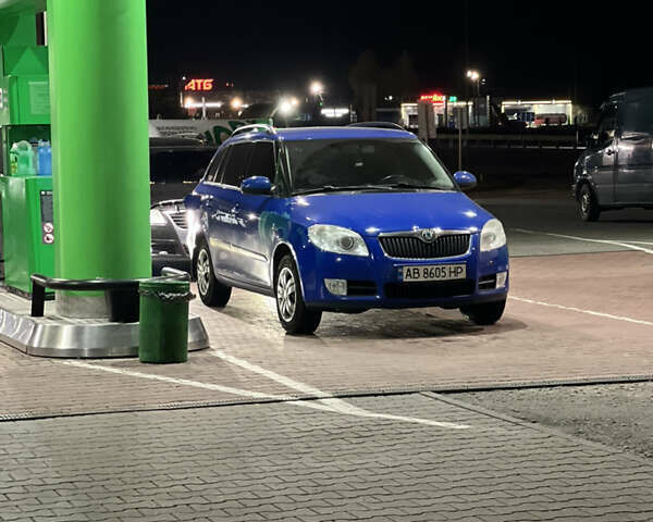 Синий Шкода Фабия, объемом двигателя 1.6 л и пробегом 255 тыс. км за 6200 $, фото 1 на Automoto.ua