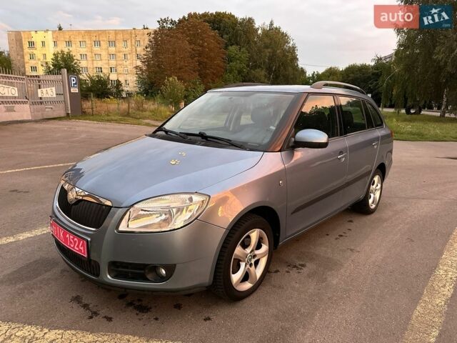 Синій Шкода Фабія, об'ємом двигуна 1.39 л та пробігом 177 тис. км за 5650 $, фото 1 на Automoto.ua