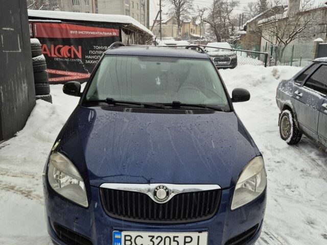 Синій Шкода Фабія, об'ємом двигуна 1.2 л та пробігом 248 тис. км за 3700 $, фото 1 на Automoto.ua