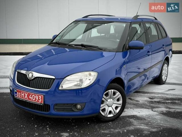 Синий Шкода Фабия, объемом двигателя 1.6 л и пробегом 206 тыс. км за 5999 $, фото 1 на Automoto.ua