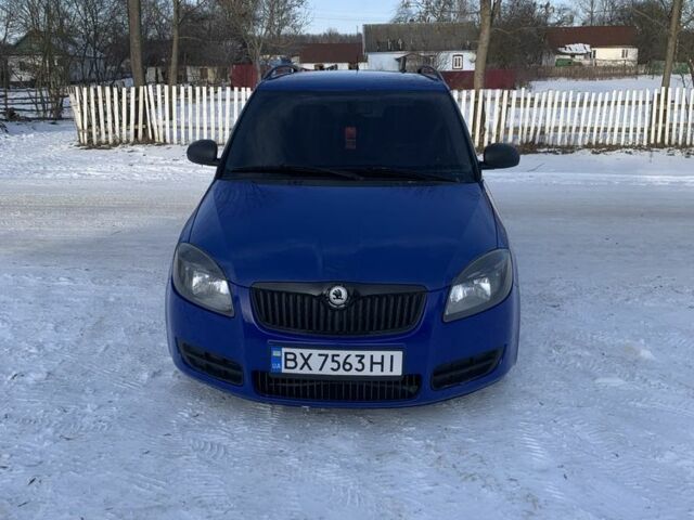 Синій Шкода Фабія, об'ємом двигуна 1.2 л та пробігом 350 тис. км за 4200 $, фото 1 на Automoto.ua