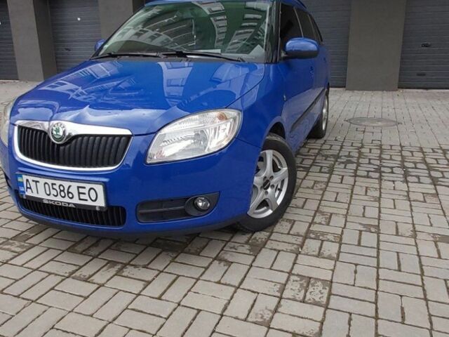 Синій Шкода Фабія, об'ємом двигуна 1.6 л та пробігом 210 тис. км за 5800 $, фото 1 на Automoto.ua