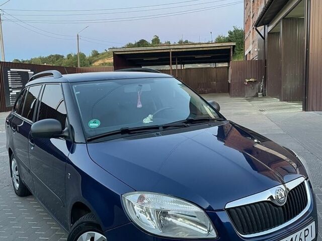Синій Шкода Фабія, об'ємом двигуна 1.2 л та пробігом 250 тис. км за 4900 $, фото 1 на Automoto.ua