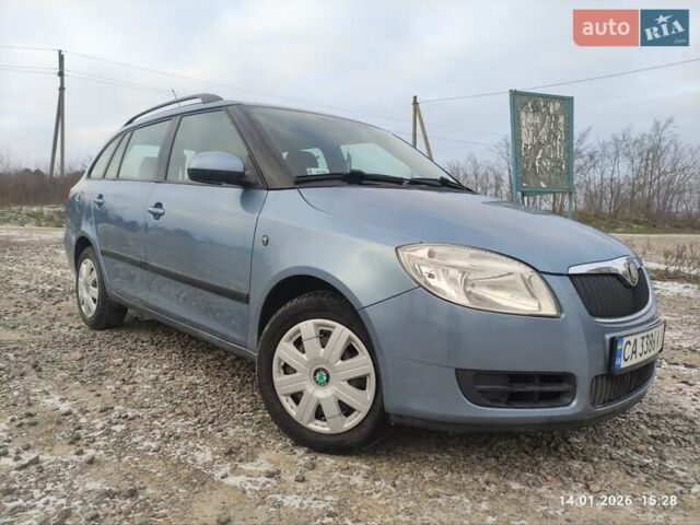 Синій Шкода Фабія, об'ємом двигуна 1.2 л та пробігом 197 тис. км за 4700 $, фото 1 на Automoto.ua