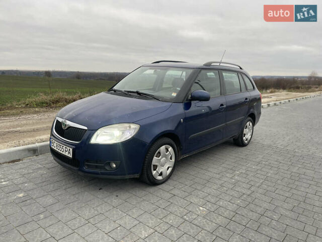 Синий Шкода Фабия, объемом двигателя 1.9 л и пробегом 290 тыс. км за 4990 $, фото 1 на Automoto.ua