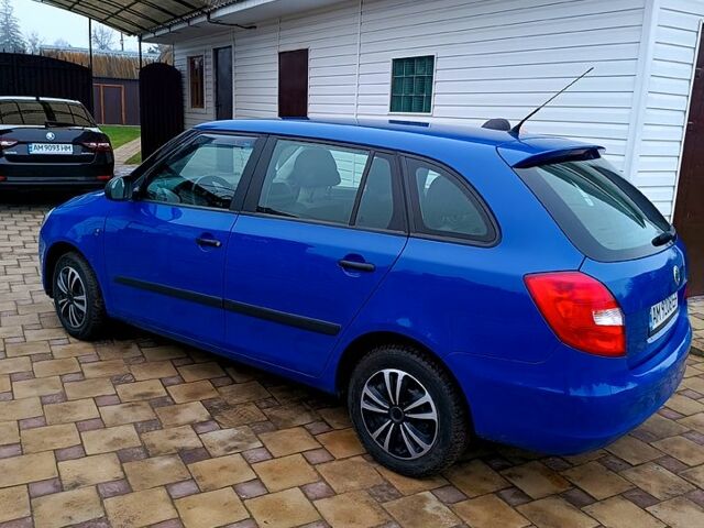 Синій Шкода Фабія, об'ємом двигуна 1.2 л та пробігом 178 тис. км за 5100 $, фото 1 на Automoto.ua