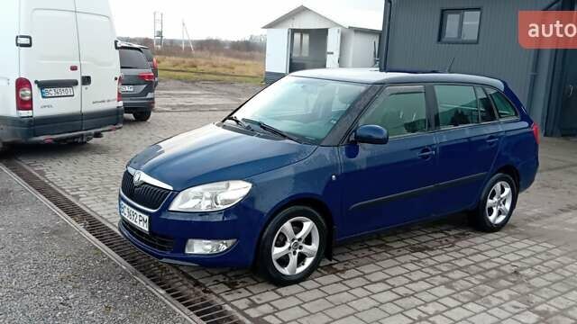 Синий Шкода Фабия, объемом двигателя 1.2 л и пробегом 222 тыс. км за 4500 $, фото 1 на Automoto.ua