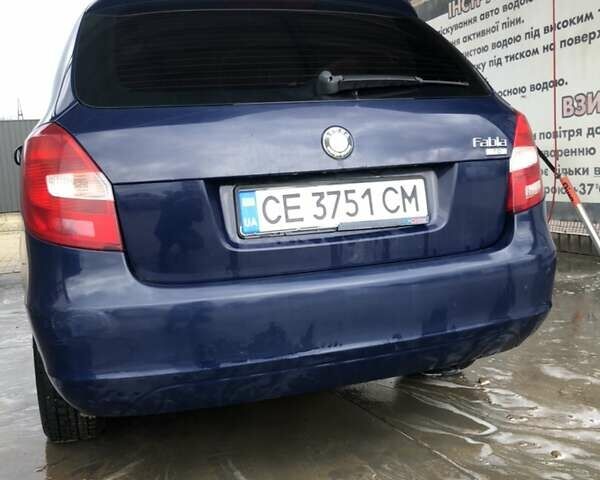 Синий Шкода Фабия, объемом двигателя 1.6 л и пробегом 254 тыс. км за 5300 $, фото 1 на Automoto.ua